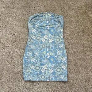 Princess Polly Blue and White floral mini dress!!